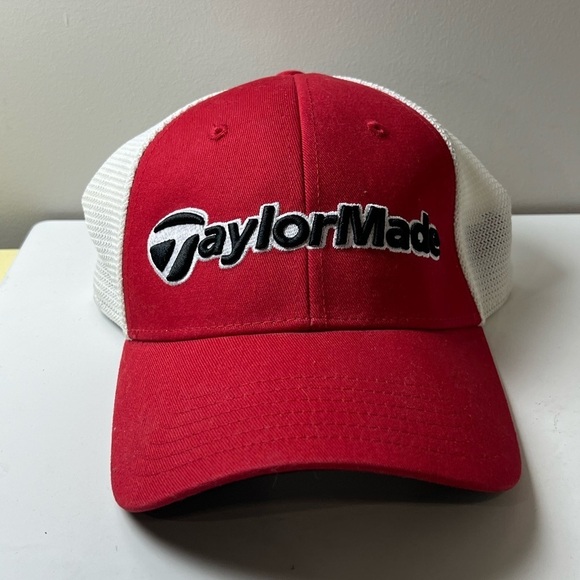 Classic TaylorMade Red and White One Size Golf Performance Hat Cap PGA EUC - Picture 1 of 6